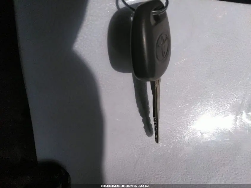 2013 TOYOTA COROLLA L