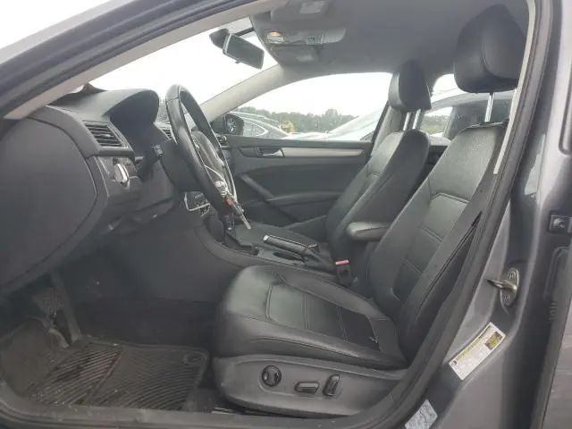 2014 VOLKSWAGEN PASSAT S  