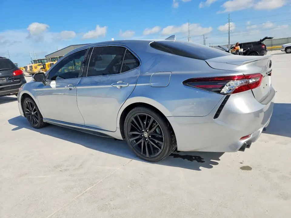 2022 TOYOTA CAMRY XSE  