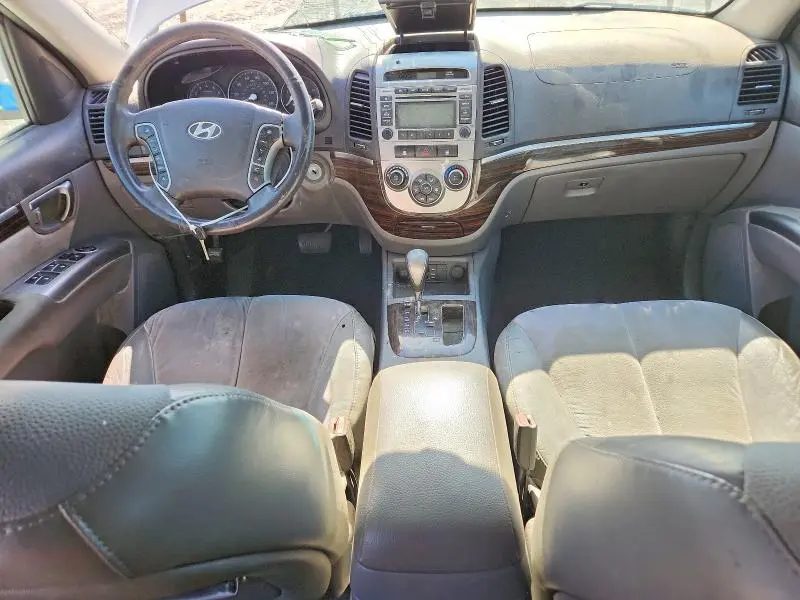 2012 HYUNDAI SANTA FE SE  
