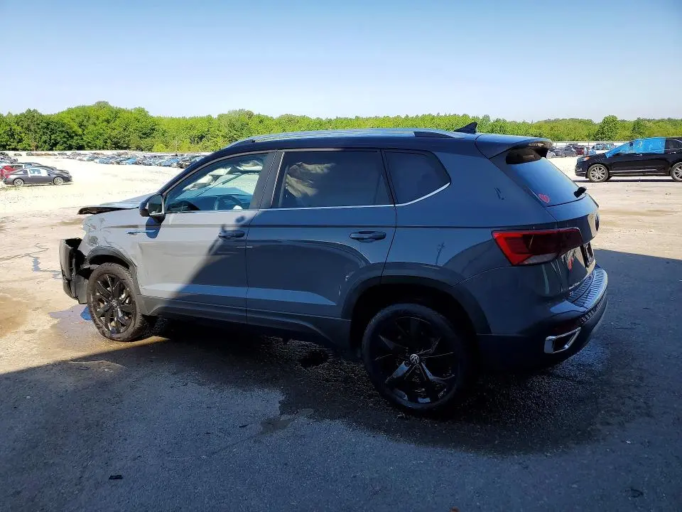 2024 VOLKSWAGEN TAOS SE  