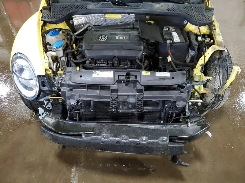 2015 VOLKSWAGEN BEETLE 1.8T  