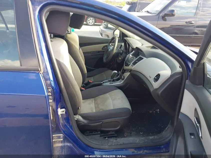 2013 CHEVROLET CRUZE LS AUTO