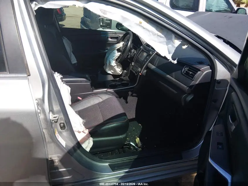 2017 TOYOTA CAMRY SE