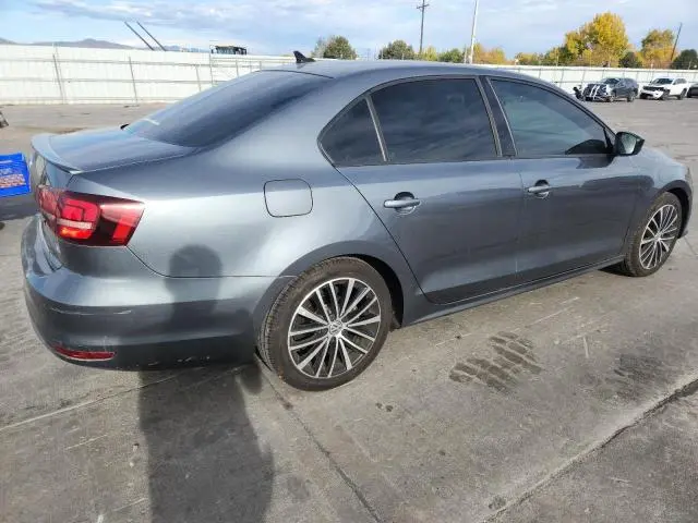 2016 VOLKSWAGEN JETTA SPORT  