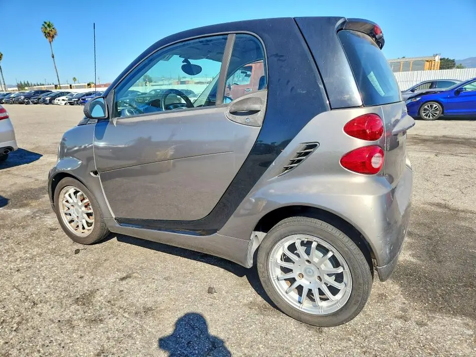 2011 SMART FORTWO PURE  