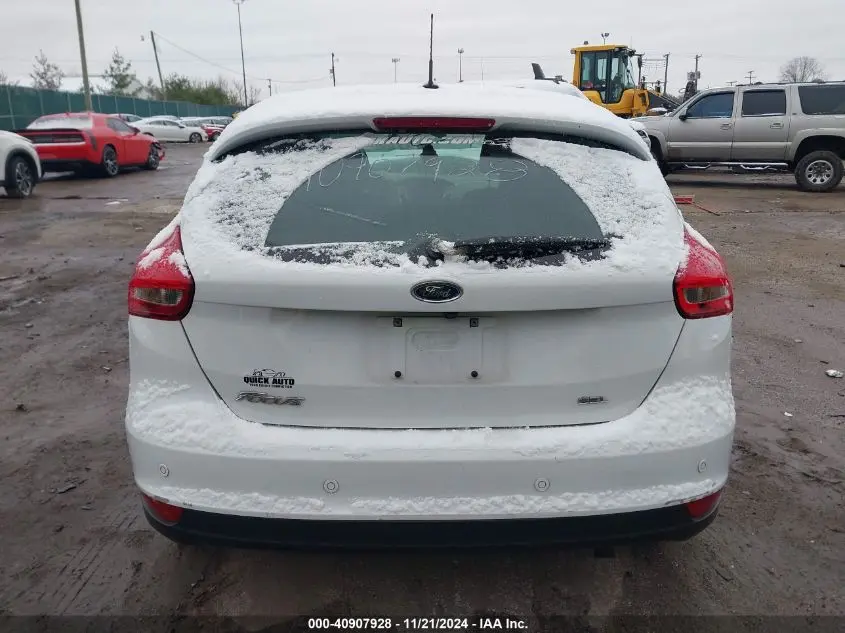 2017 FORD FOCUS SEL