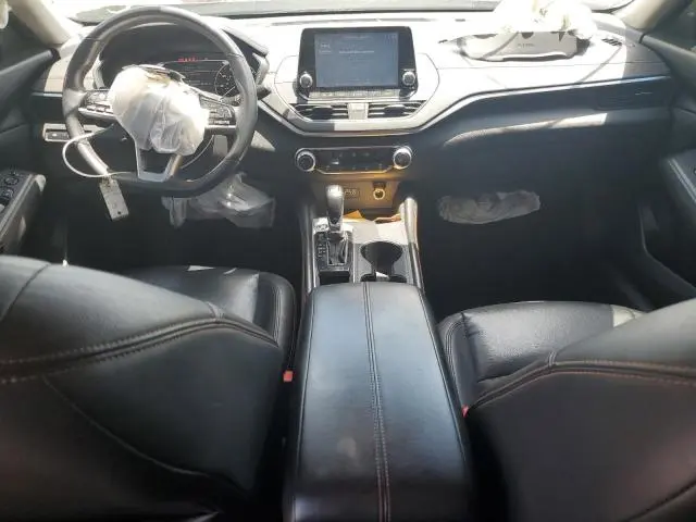 2021 NISSAN ALTIMA SR  