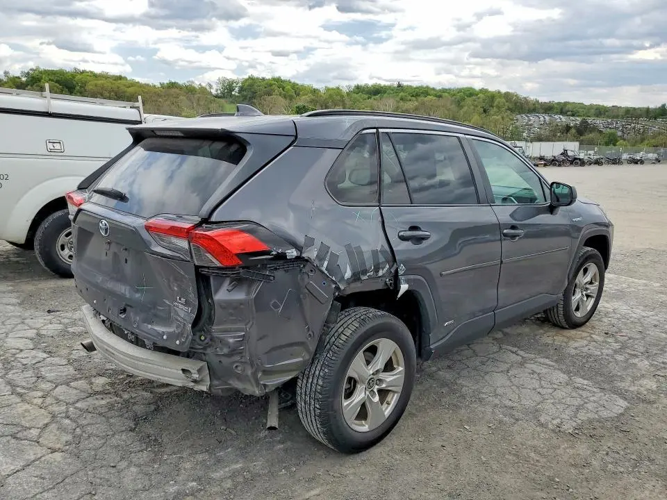 2021 TOYOTA RAV4 LE  