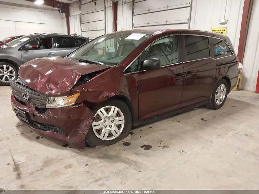 2011 HONDA ODYSSEY LX