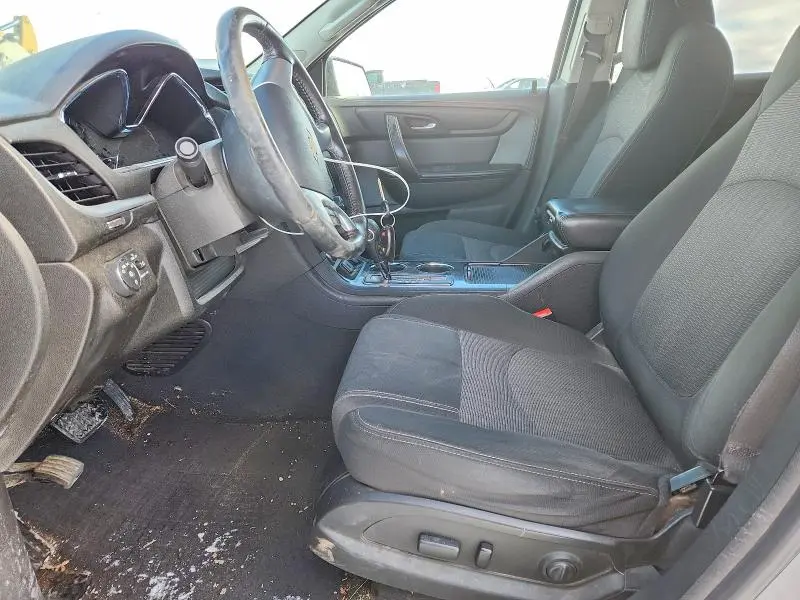 2015 CHEVROLET TRAVERSE LT  