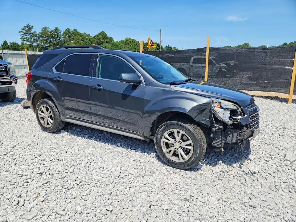 2017 CHEVROLET EQUINOX LT  