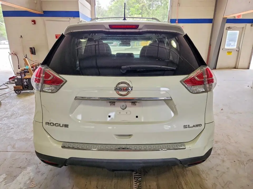 2015 NISSAN ROGUE SL  