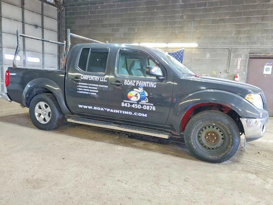 2010 NISSAN FRONTIER SE V6  