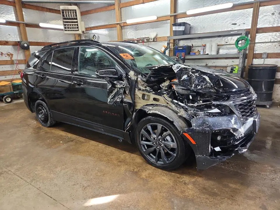 2022 CHEVROLET EQUINOX RS  