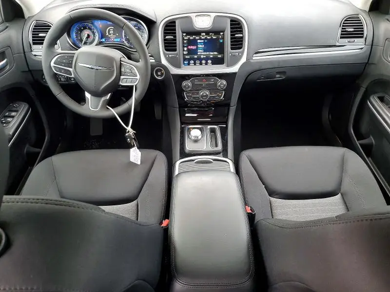 2023 CHRYSLER 300 TOURING  