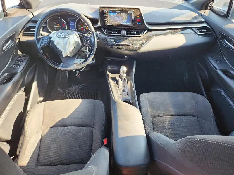 2018 TOYOTA C-HR XLE PREMIUM  