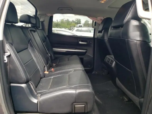2017 TOYOTA TUNDRA CREWMAX LIMITED  