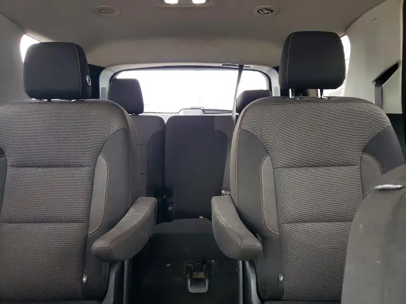 2018 CHEVROLET TRAVERSE LT  