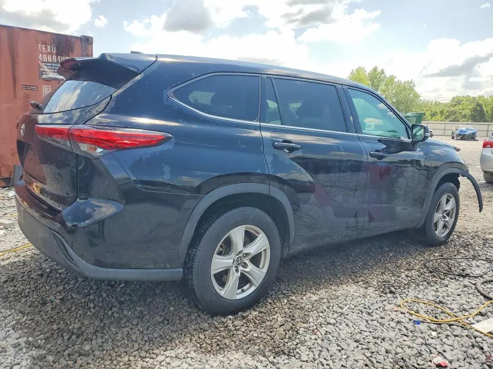 2020 TOYOTA HIGHLANDER LE  