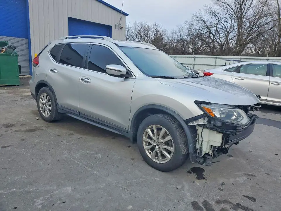 2017 NISSAN ROGUE S  