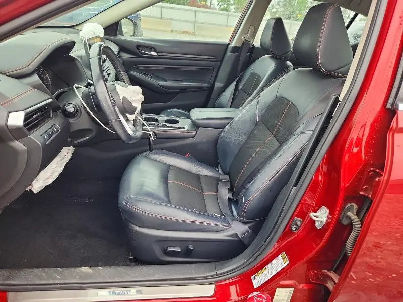 2019 NISSAN ALTIMA SR  