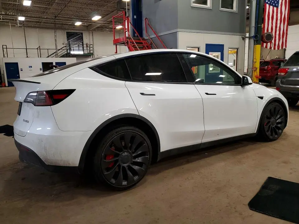 2023 TESLA MODEL Y   
