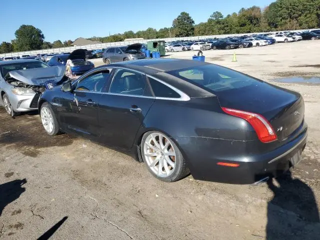 2011 JAGUAR XJ   