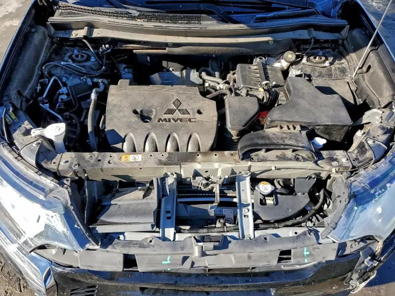 2020 MITSUBISHI OUTLANDER ES  