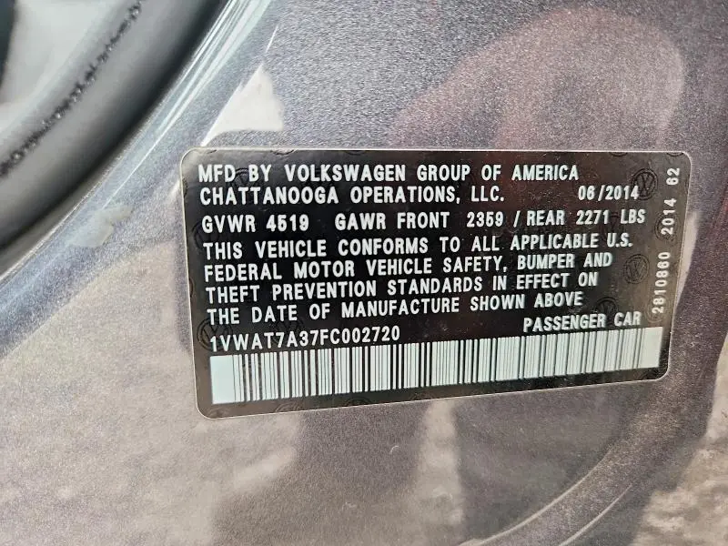 2015 VOLKSWAGEN PASSAT S  