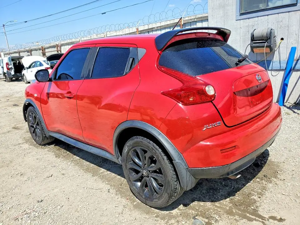 2014 NISSAN JUKE S  