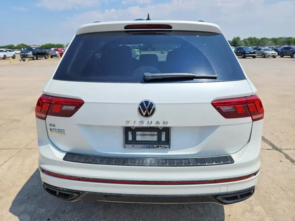 2022 VOLKSWAGEN TIGUAN SE R-LINE BLACK  