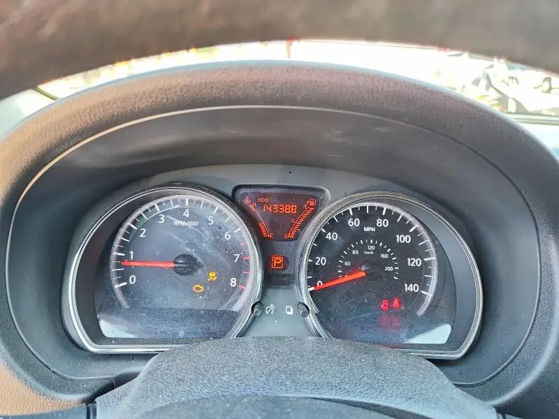2012 NISSAN VERSA S  