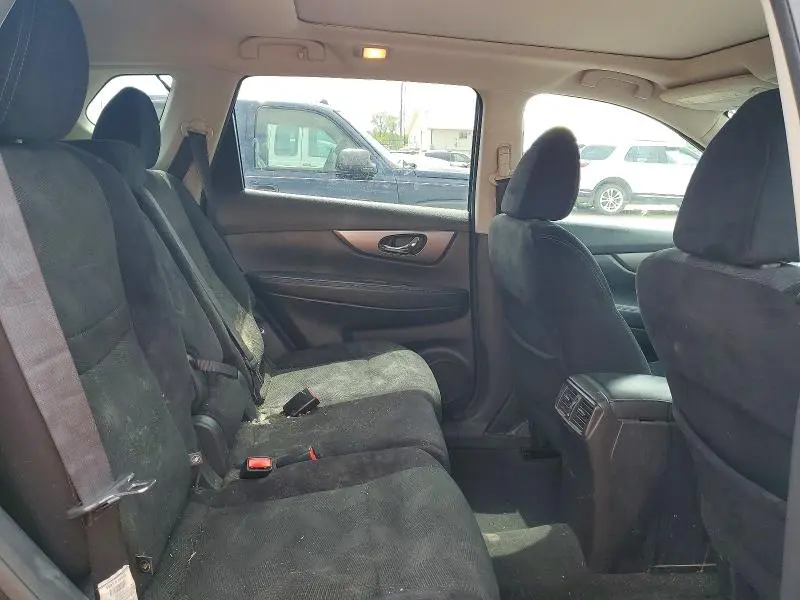 2016 NISSAN ROGUE SV  