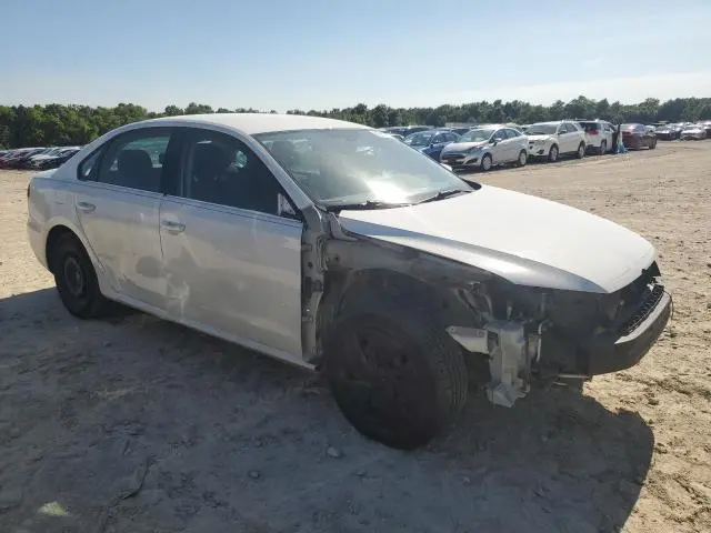 2015 VOLKSWAGEN PASSAT S  
