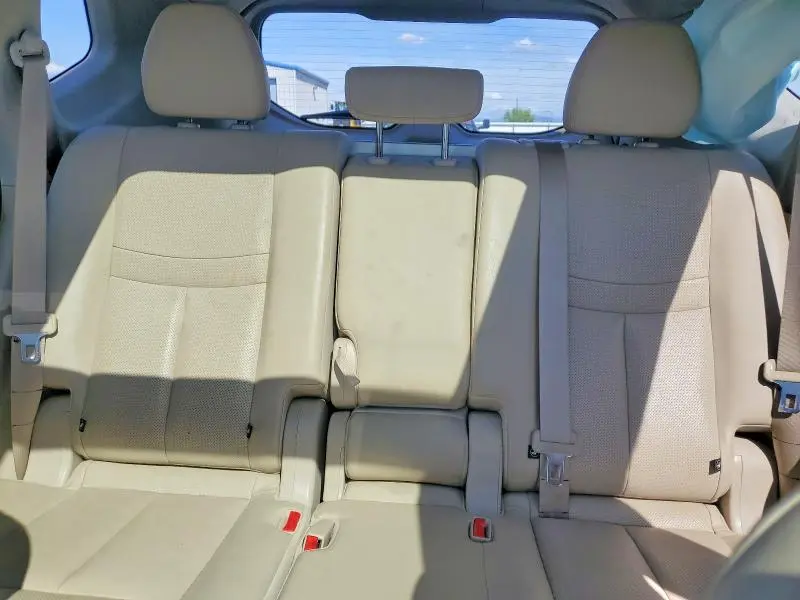 2017 NISSAN ROGUE SL  