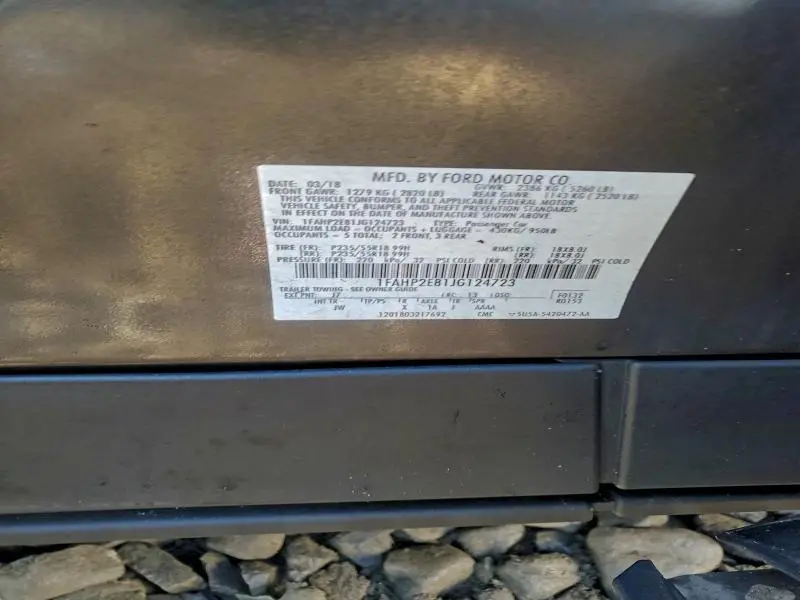 2018 FORD TAURUS SEL  