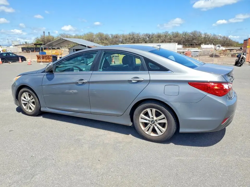 2014 HYUNDAI SONATA GLS  