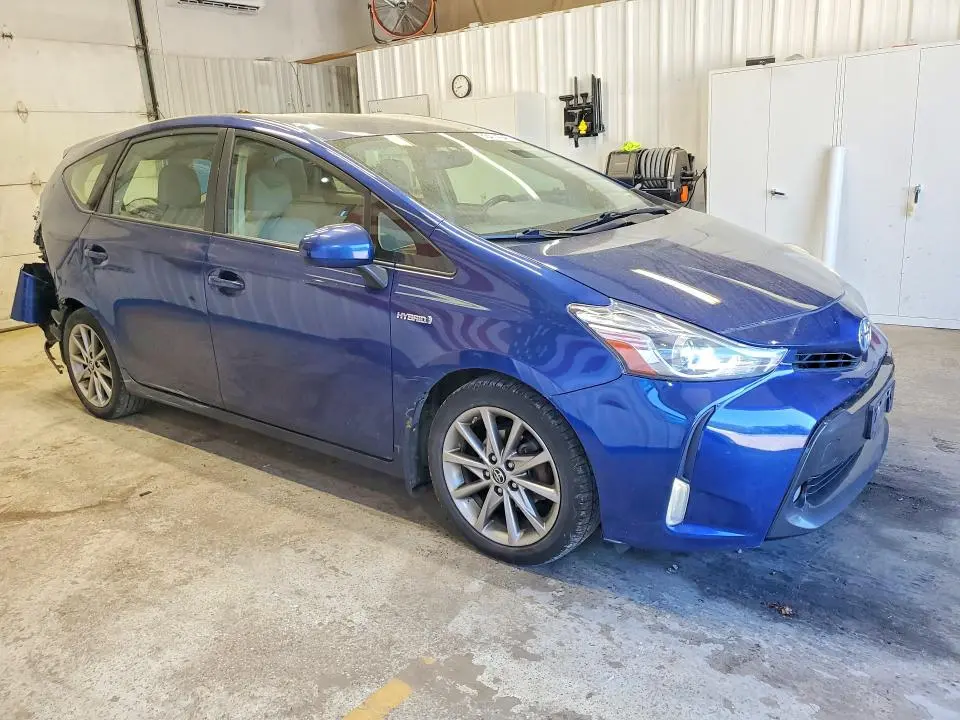 2017 TOYOTA PRIUS V FIVE  