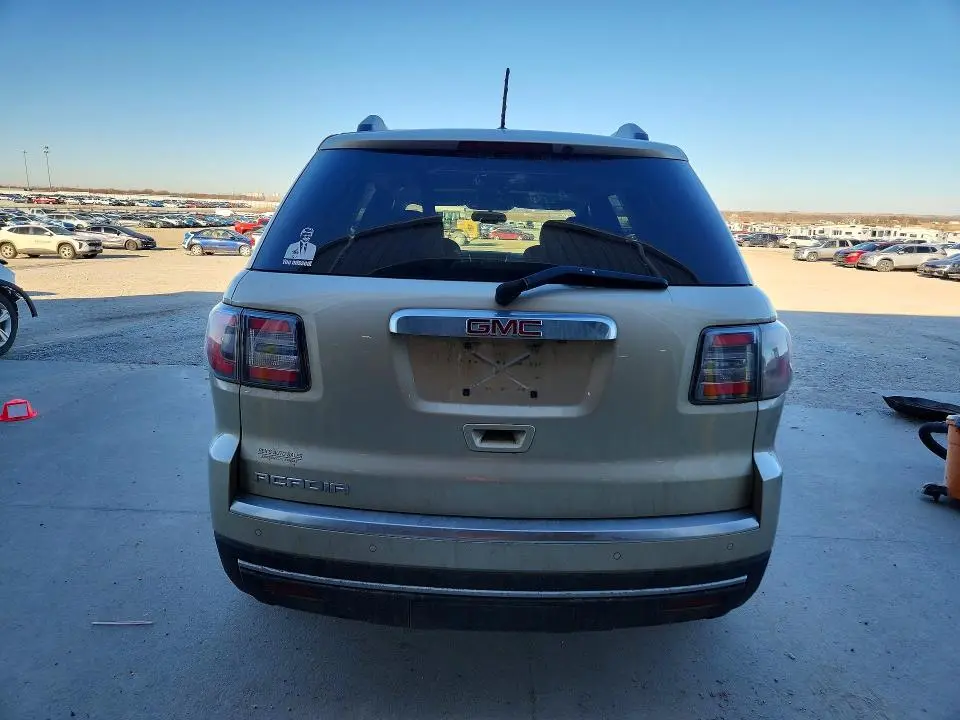 2014 GMC ACADIA SLE  
