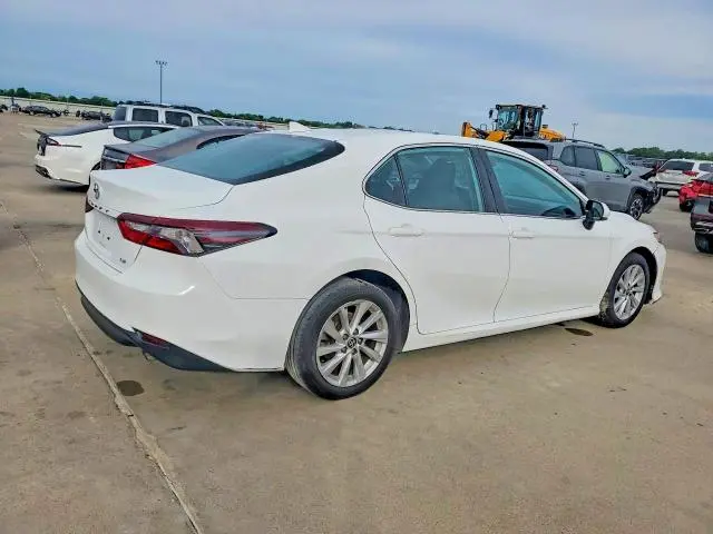 2022 TOYOTA CAMRY LE  