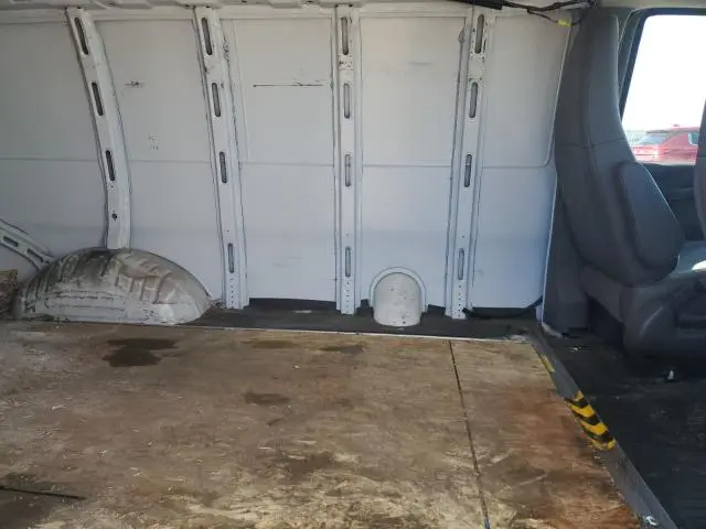 2019 CHEVROLET EXPRESS G2500   