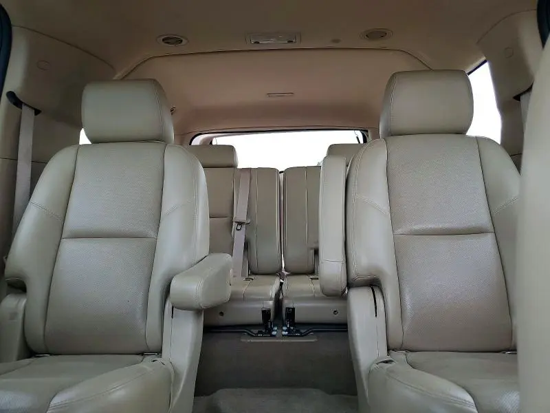2011 CHEVROLET SUBURBAN C1500 LTZ  