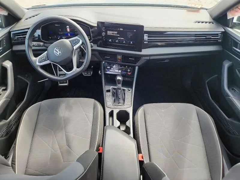 2025 VOLKSWAGEN JETTA SPORT  