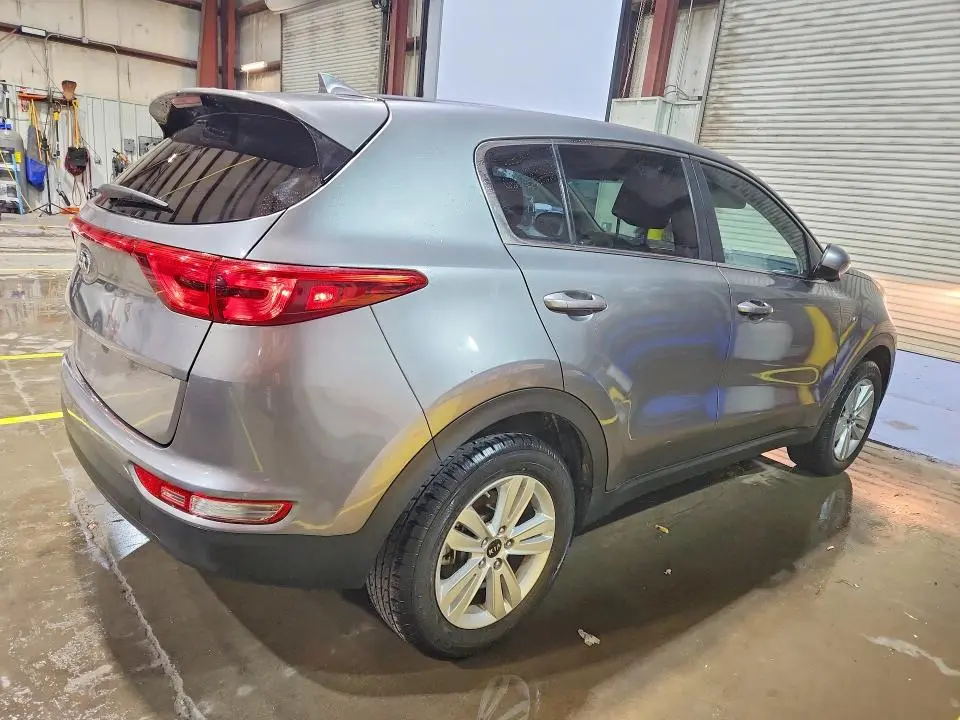 2017 KIA SPORTAGE LX  