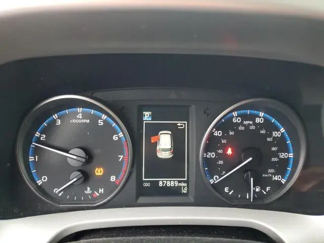 2018 TOYOTA RAV4 LE