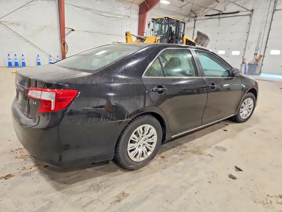 2012 TOYOTA CAMRY LE  