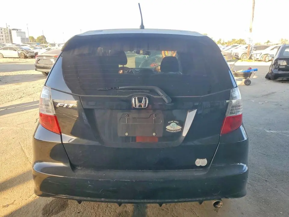 2011 HONDA FIT SPORT  