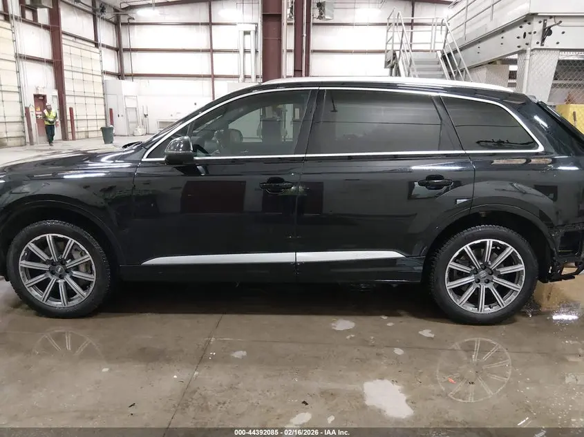 2017 AUDI Q7 3.0T PREMIUM