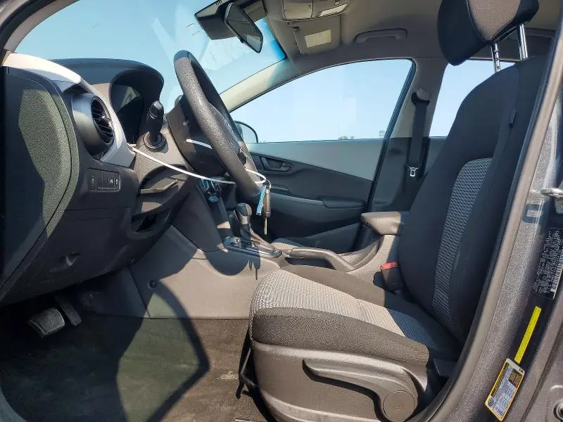 2019 HYUNDAI KONA SE  